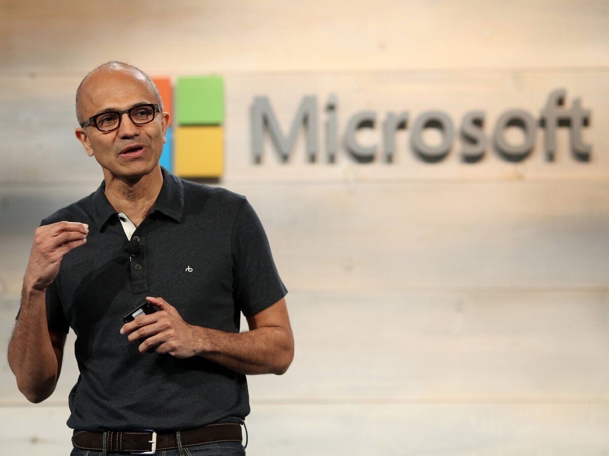 Сатья Наделла - нынешний глава Microsoft.