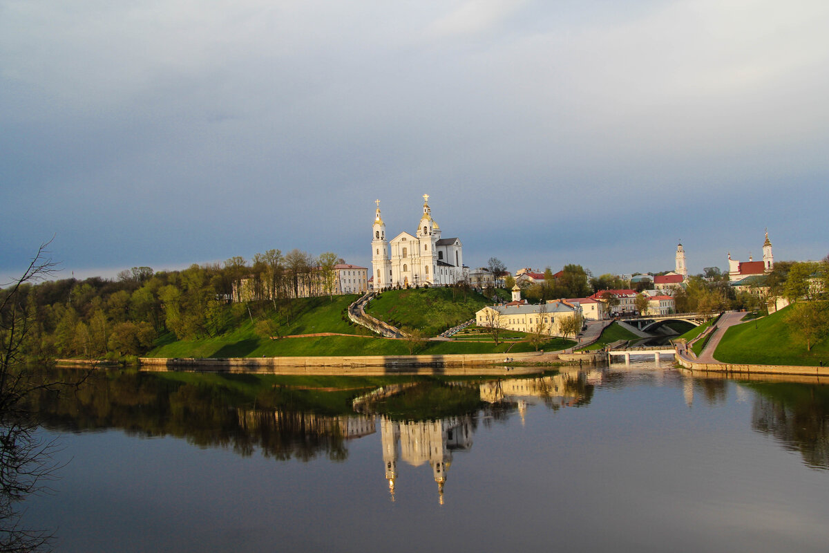 Витебск город дом. Витебск. Витебск город. Витебск старый город.