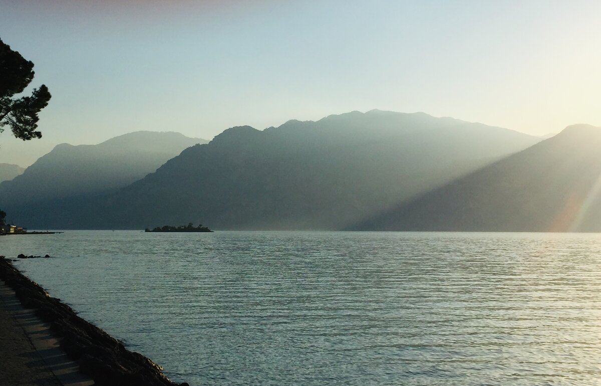 Cruiser in Park Lake Garda