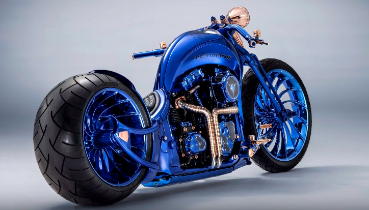 Мотоцикл имеет только один специально созданный цвет.