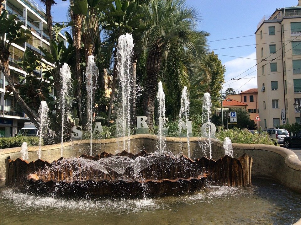 Фонтан - визитная карточка Сан Ремо.