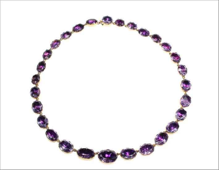 http://gioiellis.com/wp-content/uploads/2016/12/riviere-Georgian-Amethyst-Gold-Riviere-Necklace.jpg