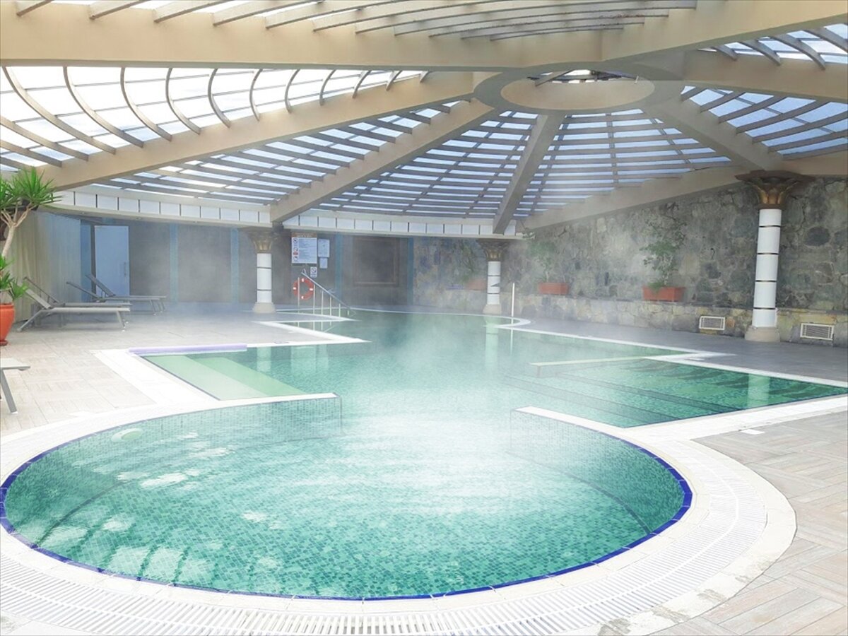 баден-баден уктус реж. термы видное зимой. база кордон мостовской район. термальный источник акварель в туринске. термальные источники чолпон ата иссык куль.