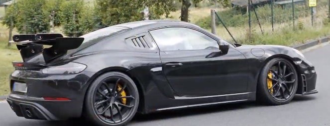 Porsche 718 Cayman GT4 RS