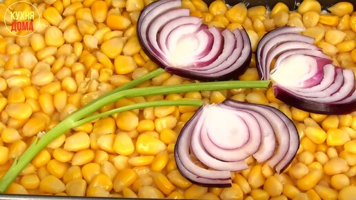 1. Салат с крабовыми палочками, кукурузой и яйцами