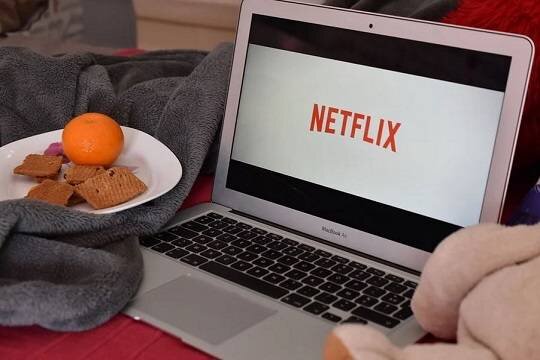    Netflix решил создать дешёвый аналог сервиса из-за оттока платных подписчиков