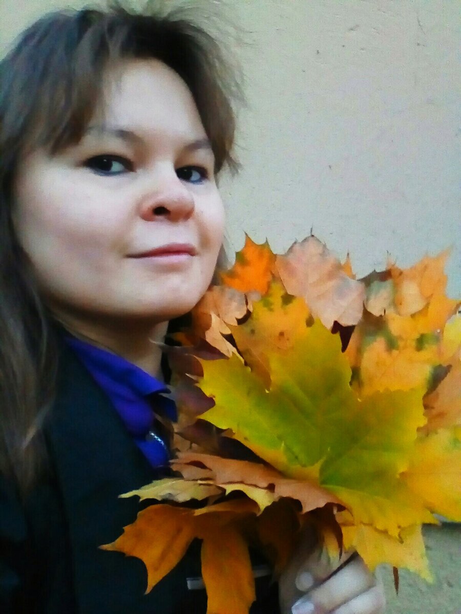 Я в тот самый период. Осень 2018 года. На тот момент мне жутко не везло с работой, денег не было. Но разве можно меня тут назвать унывающим человеком?