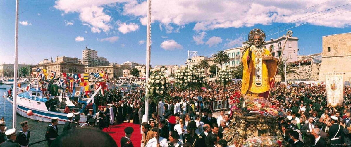 Чествование Святого Николая в Бари