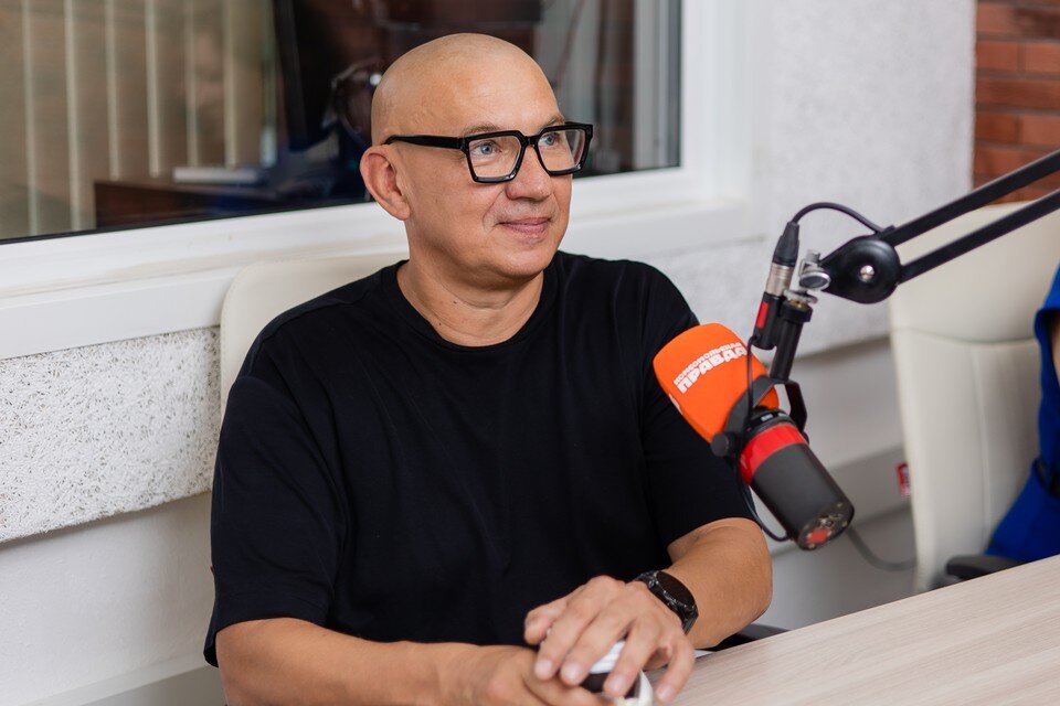     Сергей Давыдов - клоун и руководитель трио Micos. Валерий ЗВОНАРЕВ