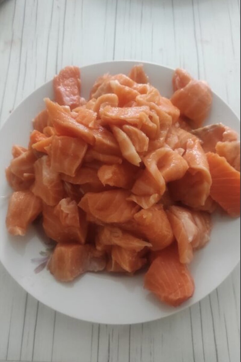 Вот такие красивые кусочки рыбы были😍