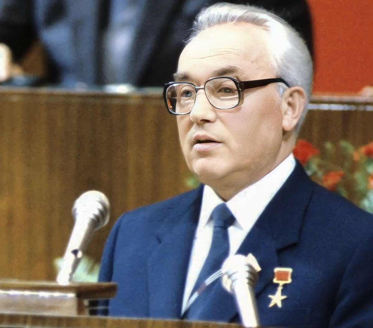 Григорий романов фото