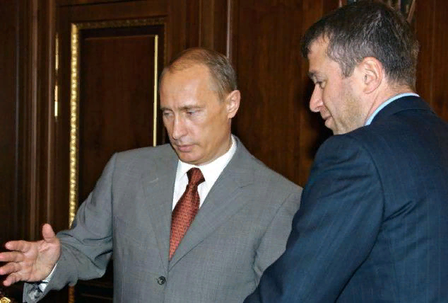 Р. Абрамович в компании с В. В. Путиным