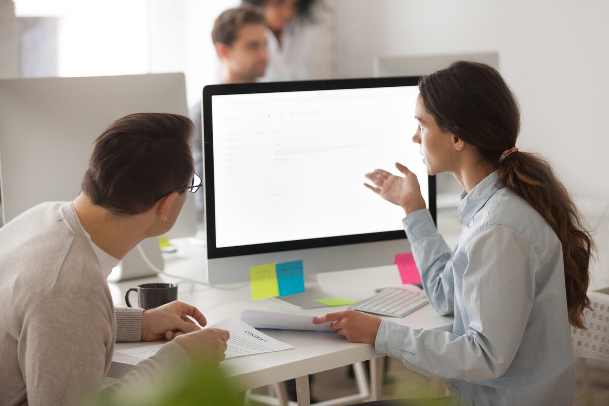 - Вот то, что полностью отражает мою позицию по этому вопросу. - Но это просто белый экран. - А о чем мы говорили?