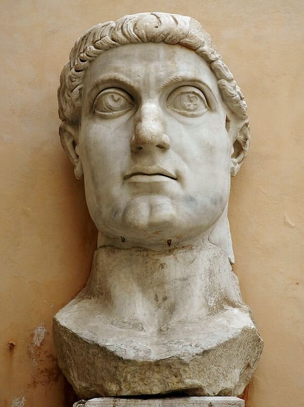 Константин Великий (Колосс Константина, Капитолийские музеи, Рим)