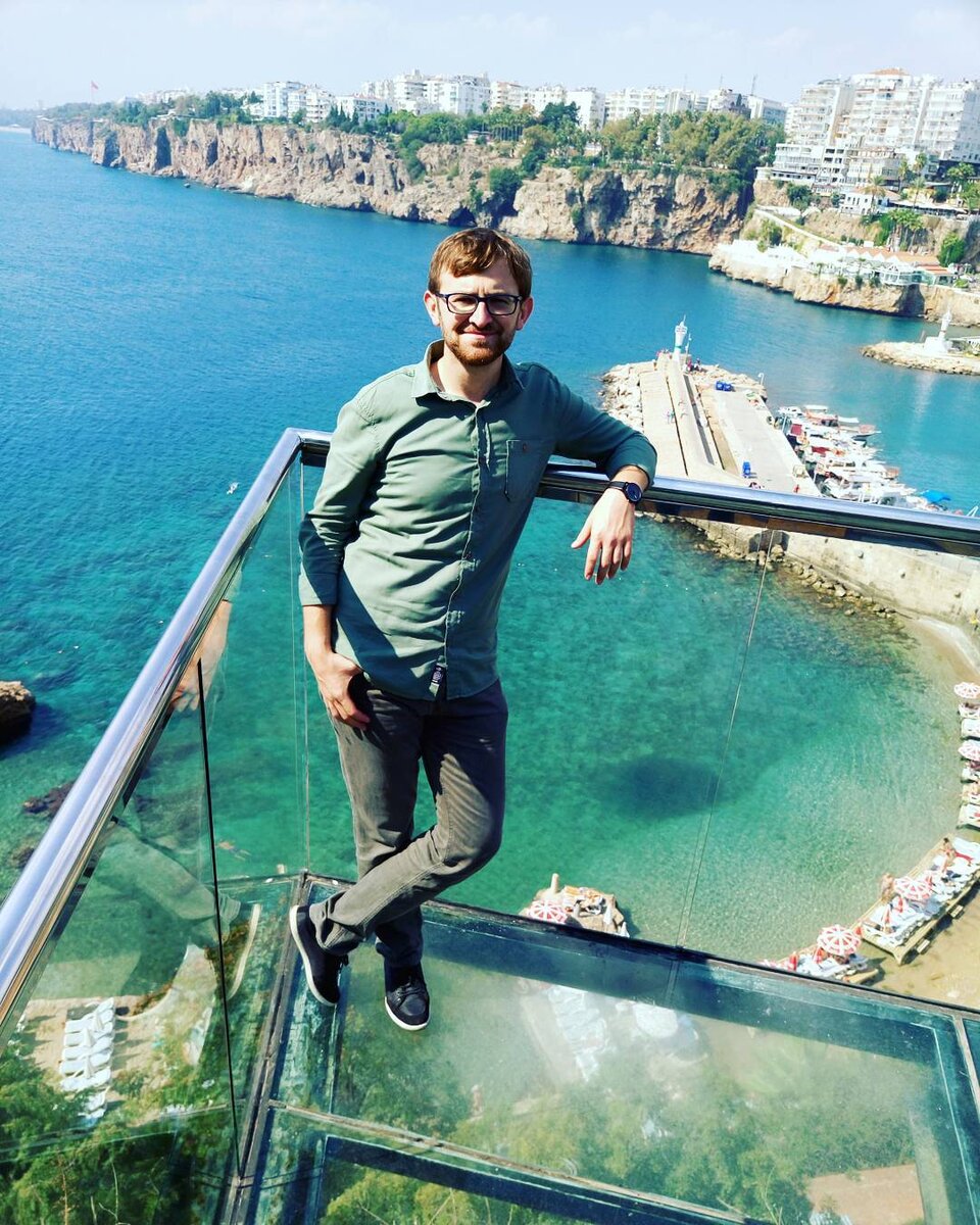 Данис Акихаров