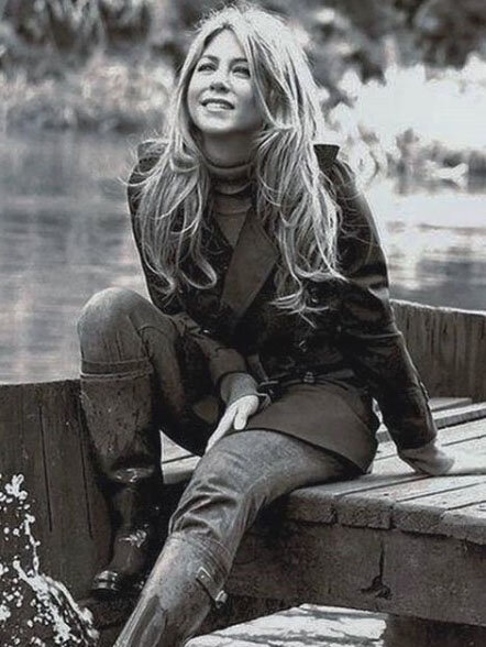 Дженнифер Энистон - Водолей