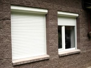 Компания «Системы Комфорта» обращает внимание потенциальных клиентов на преимущества покупки рольставен.