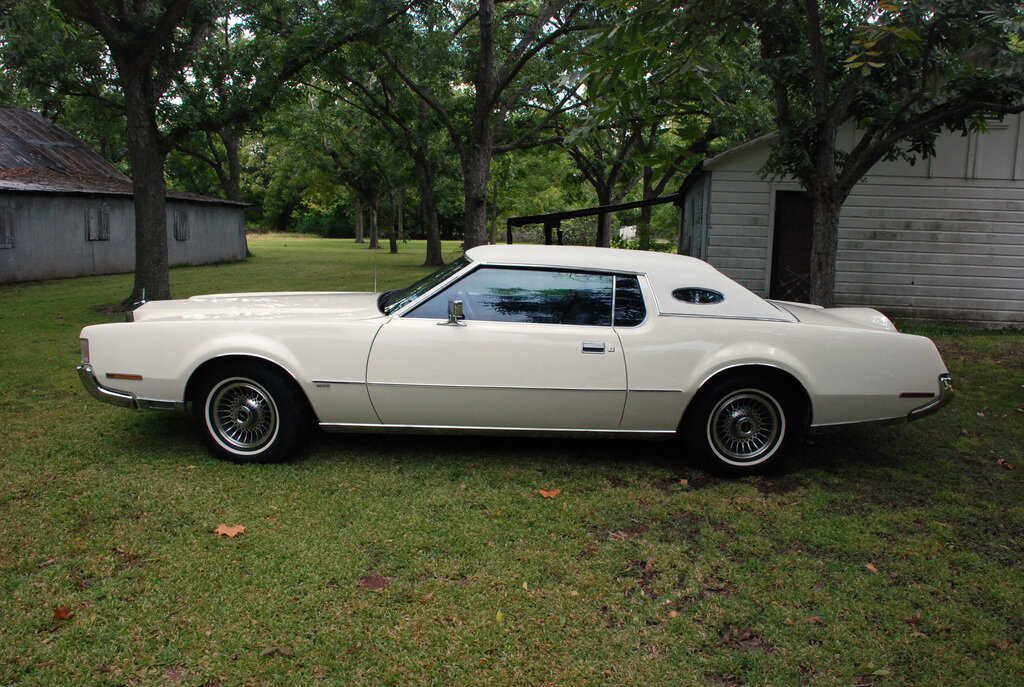  Lincoln Continental