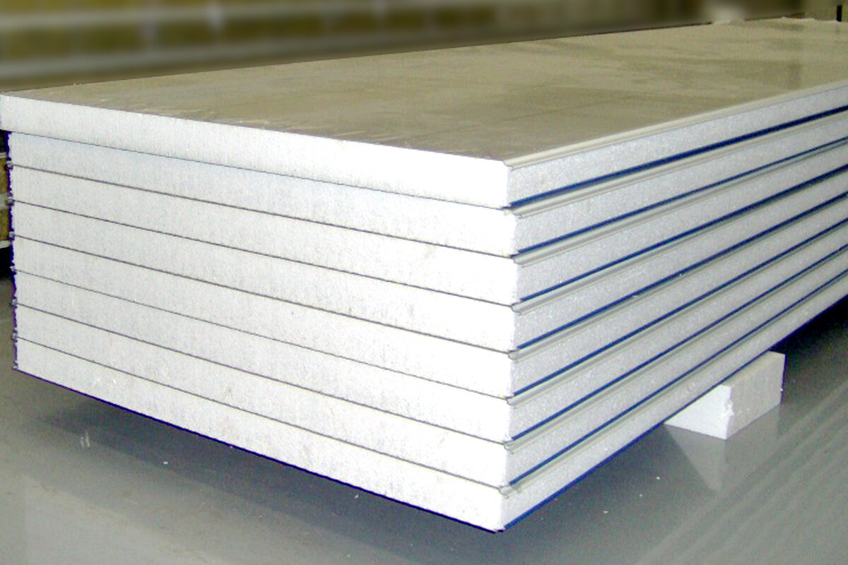 Сэндвич панели сегодня являются одним из самых распространенных стройматериалов.