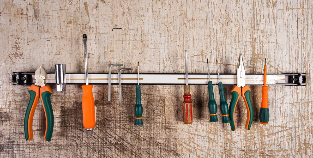 Хранение ручных инструментов в мастерской — азинский.рф
