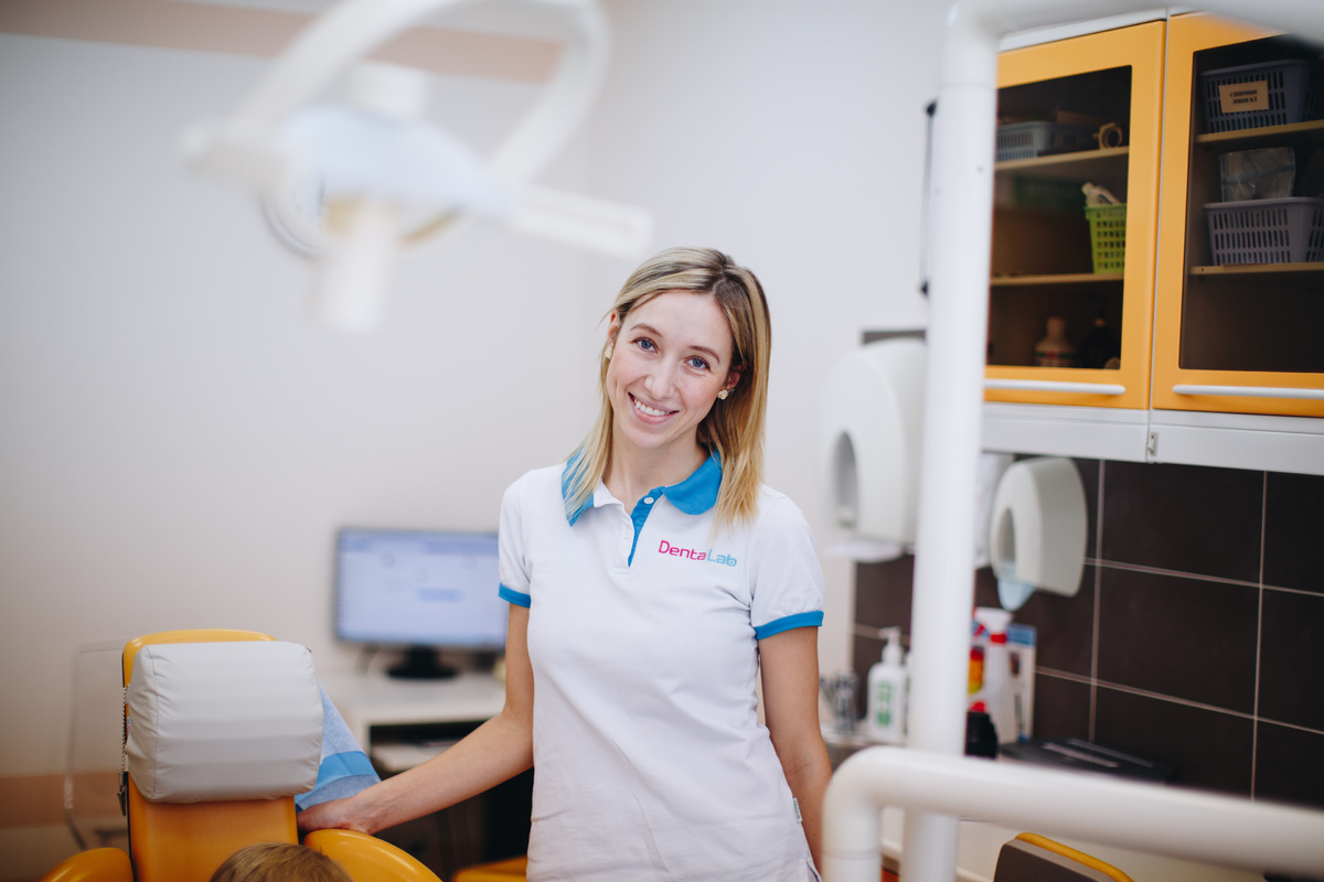 детский стоматолог DentaLab Соловьева Марьяна Олеговна
