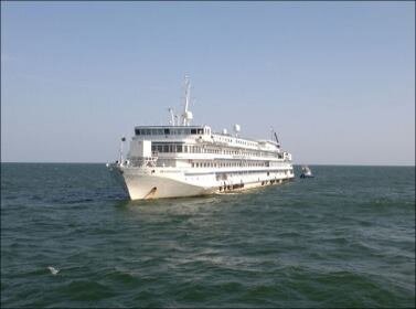 "Глеб Кржижановский" человек и пароход