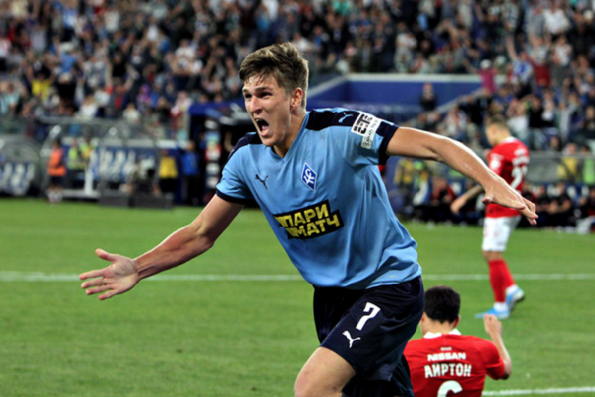 Александр Соболев в матче со "Спартаком". Фото kc-camapa.ru