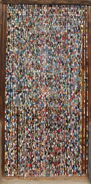 Шторки из скрепок и картона