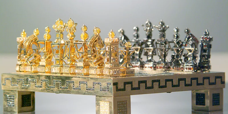 10 самых дорогих шахмат в мире