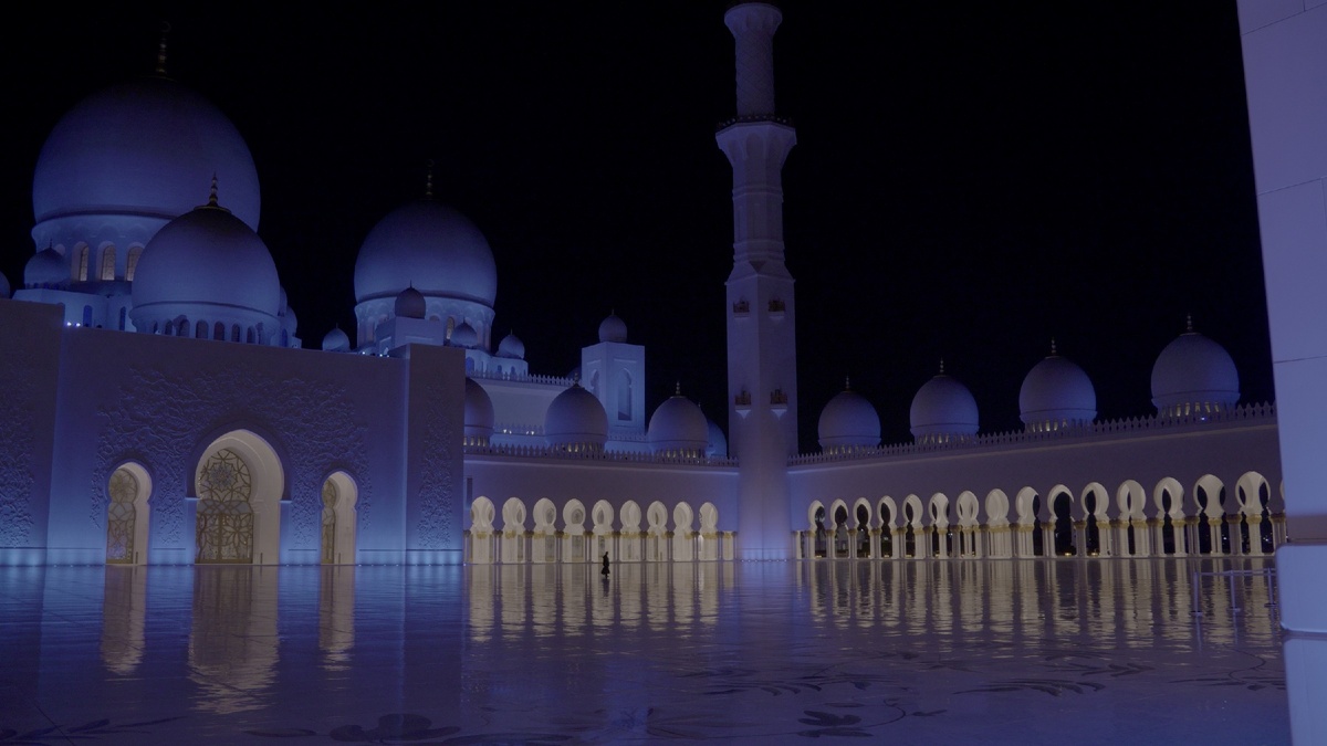 Площадь внутри Великой мечети