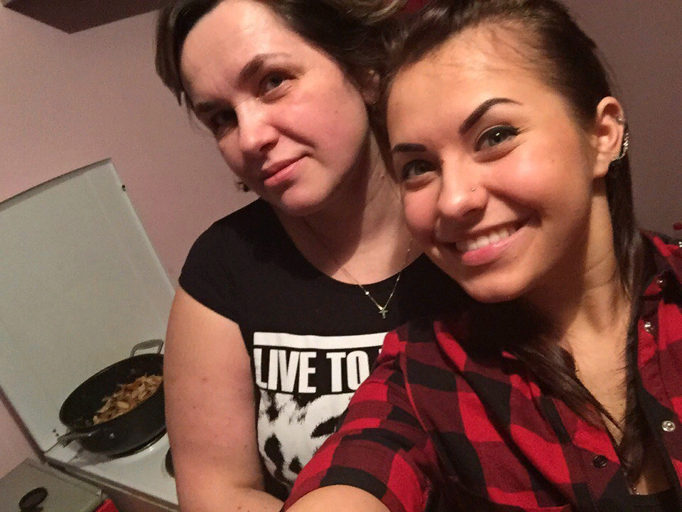 Мы с моей кармической дочкой Никой. Фото из личного архива.