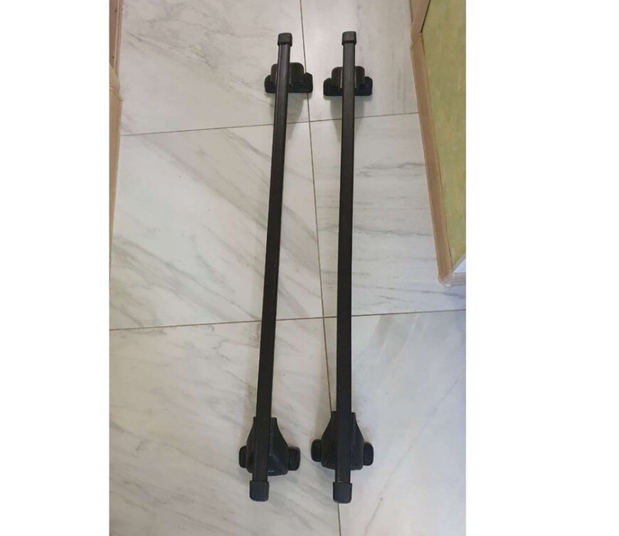 На белом фоне практически любой товар смотрится выигрышнее. Разве что кроме белого.