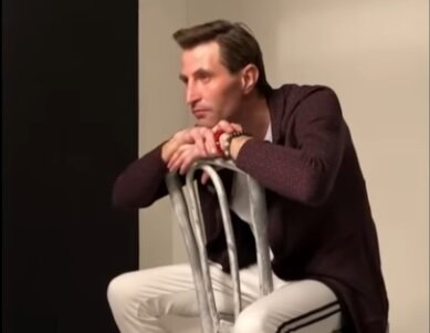 Юрий Ветлугин. Скриншот из видео. Используется и распространяется бесплатно по лицензии https://www.youtube.com/t/terms