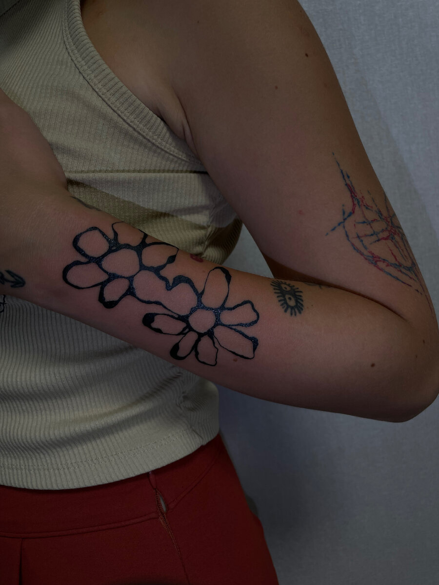 Как избежать возможной аллергической реакции при нанесении татуировки