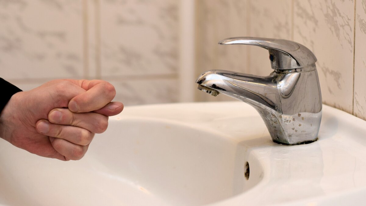     В некоторых домах воды не будет целые сутки.