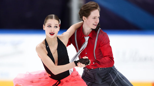    Ирина Хавронина и Дарио Чиризано.Дарья Исаева