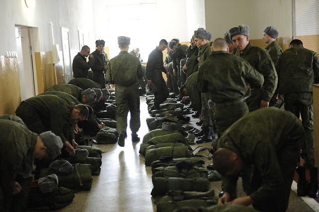 Распределение задач в организации. Распределение задач в проекте. Зимняя военная форма. Что такое девятка в армии. Распределение прибывших по подразделениям.