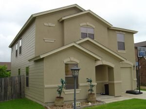 Нанесение штукатурки на фасад, любая отделка фасада – сложнейший рабочий процесс, который требует знаний, физических усилий, времени и навыков работы. Невозможно получить действительно красивый и качественный фасад на долгие годы, если его выполняли руками новичков. Только соблюдение технологии и учет всех мелочей, многолетний стаж и ответственный подход помогут реализовать вашу затею на высоком уровне качества. Позвоните и поинтересуйтесь всеми подробностями прямо сейчас. Наш оператор уже ждет вас!