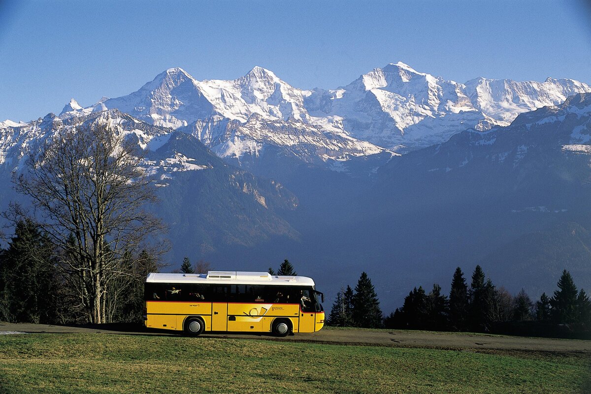 автобус с туристами