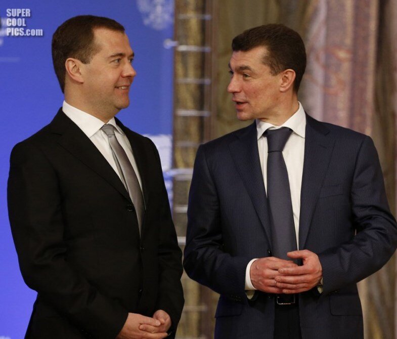 Дмитрий Медведев и министр труда Максим Топилин  