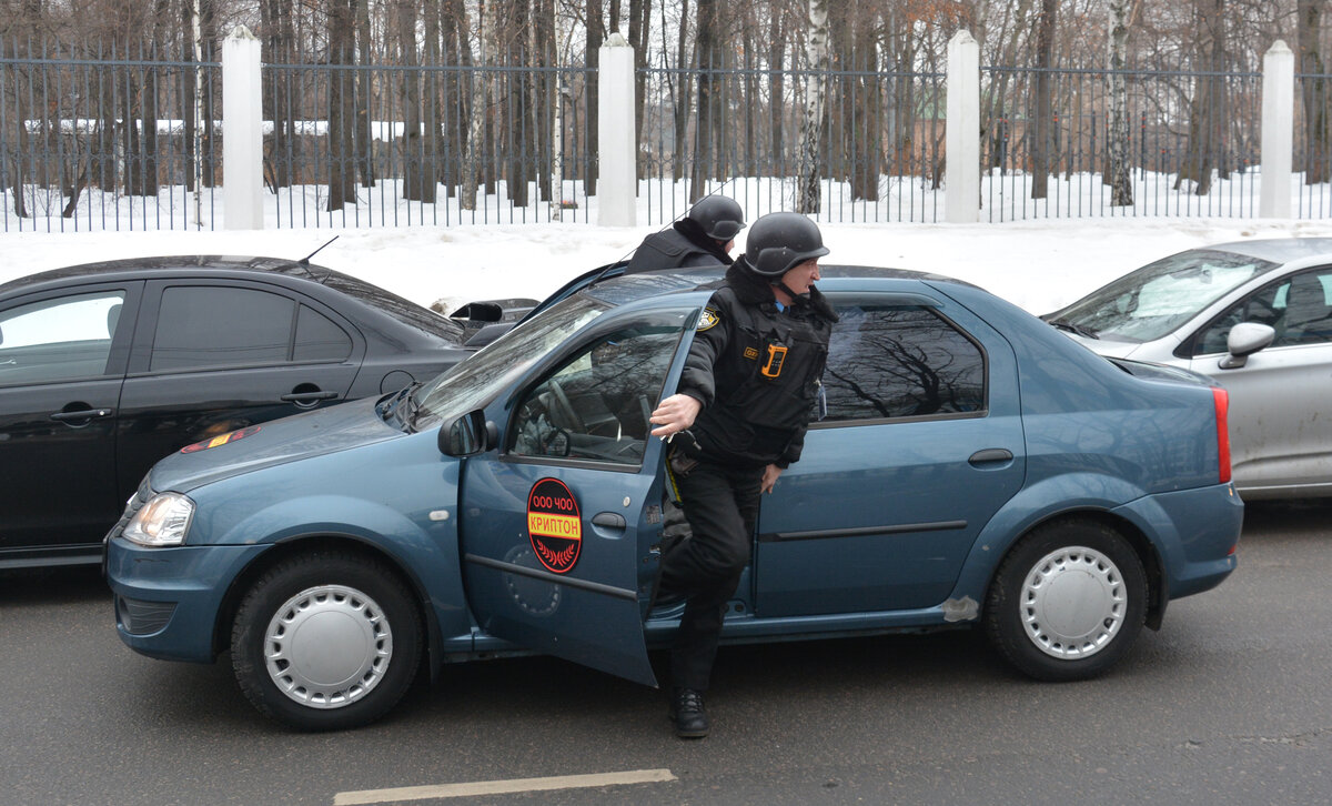 102 полиция. 102 Полиция ГИБДД полиция. Полиция ДПС 102. Проверка охранника ОЛРР.