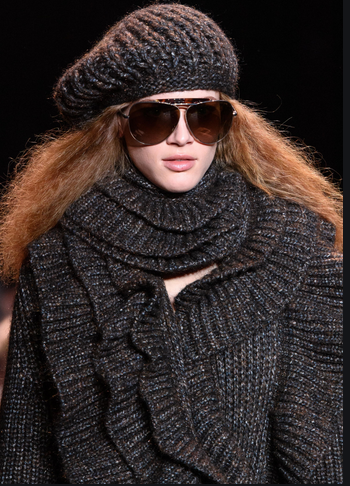 Один из трендов осени-зимы 2019-2020 - берет. На фото берет Michael Kors, фото google.com