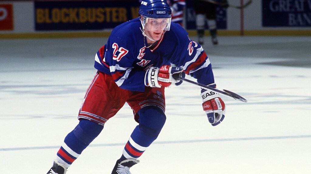 Алексей Ковалёв играл за "Рейнджерс" в свои первые сезоны НХЛ.                     фото: отрытые источники сети.