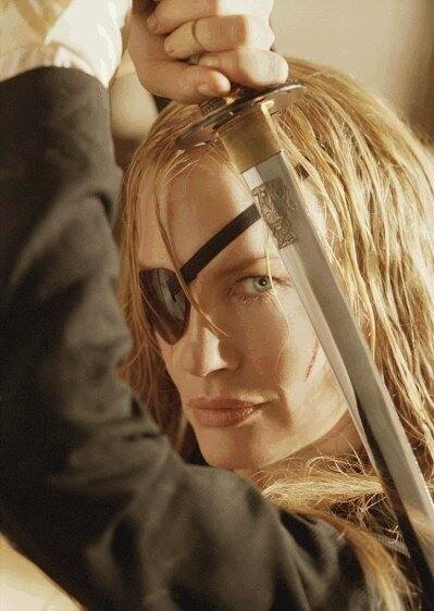 В детстве актрисе фильма "Убить Билла"  был поставлен диагноз "аутизм", а впоследствии - "синдром Аспергера".