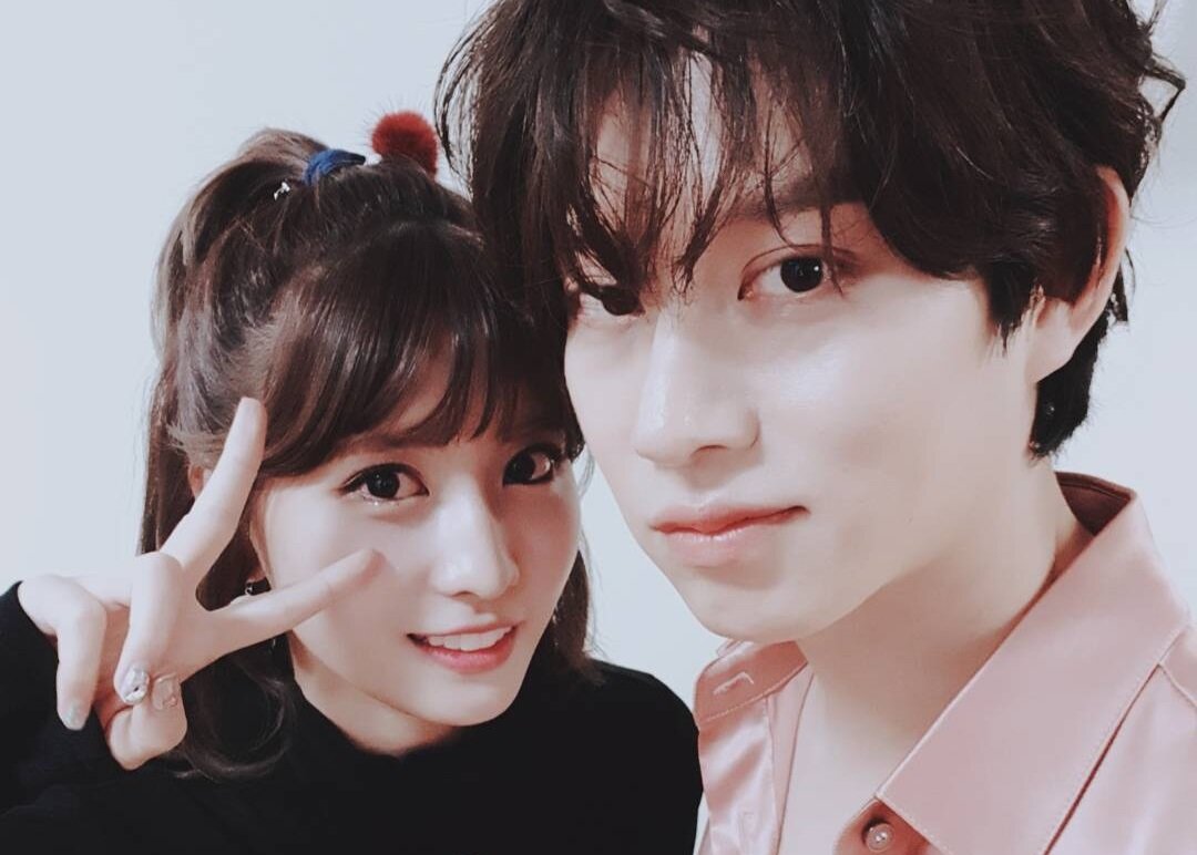 Хичоль и Момо в соцсетях