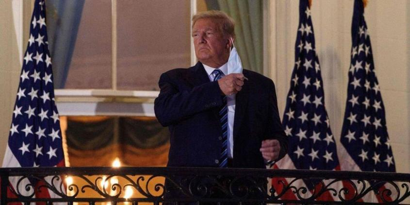 Излечившийся Трамп. Фото из открытых источников