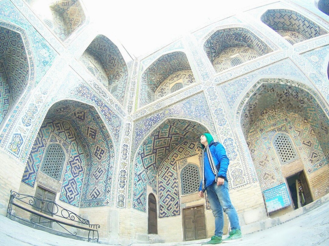 Внутри Регистрата.