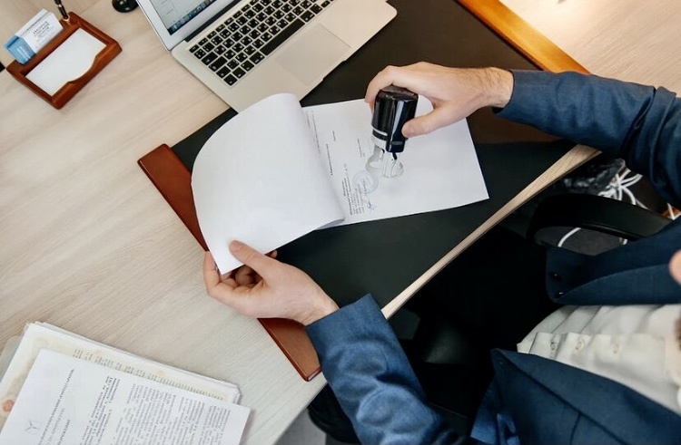 И не хорошо