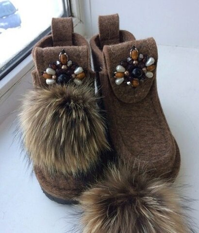 Современные валенки в виде сапожек