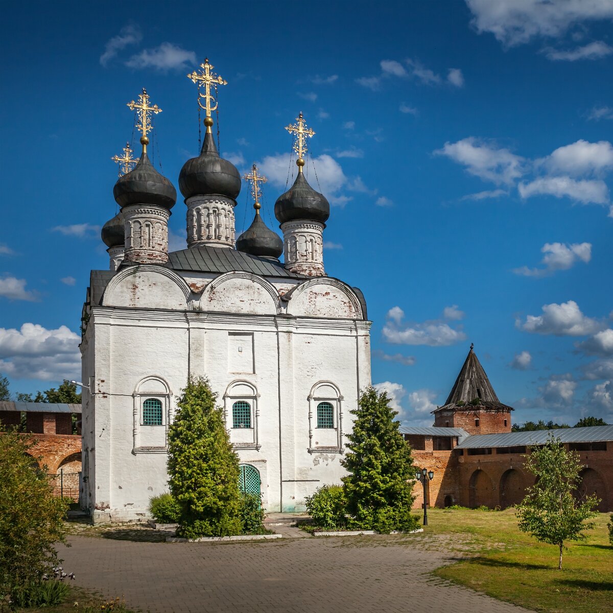 Население старинного города Зарайск (Московская область) за 30 лет сократилось на 16%